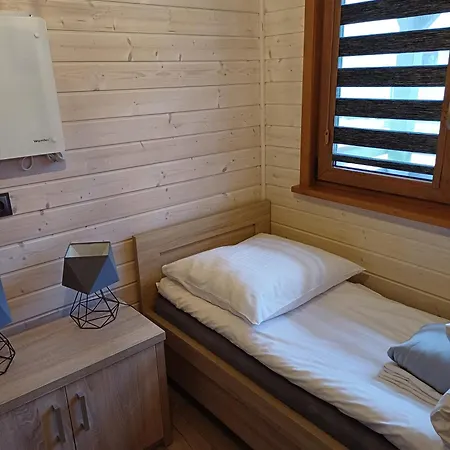 Forest Camp - Zator, Ogrzewane بيت للعطل *