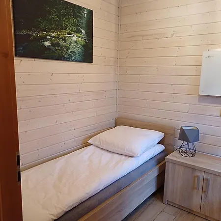 Forest Camp - Zator, Ogrzewane بيت للعطل زاتور