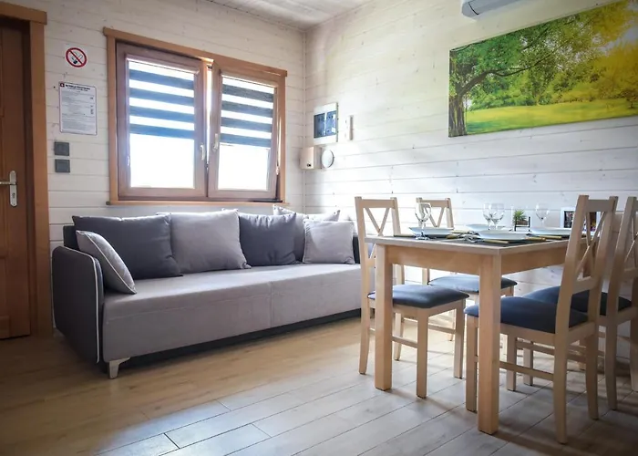 Forest Camp - Zator, Ogrzewane 扎托尔