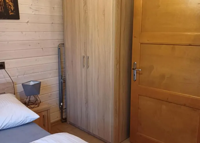 Forest Camp - Zator, Ogrzewane 扎托尔